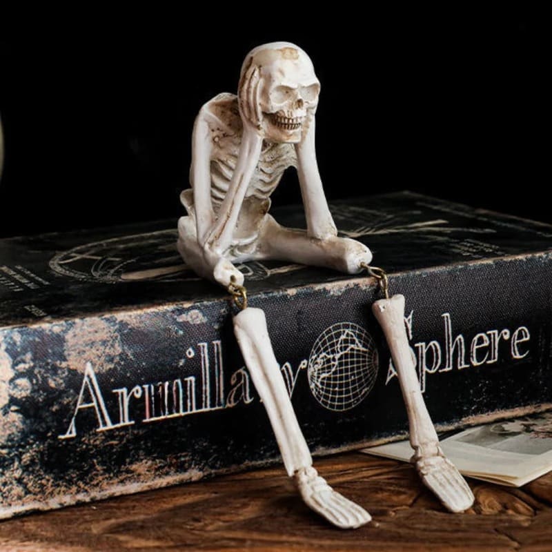 Spooky Halloween Ornament Sitting Skull Statue - Image 9