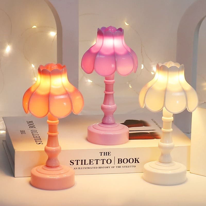 Decorative Lotus and Vintage Streetlight Style Mini Night Light